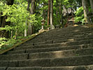 中之岳神社の石段