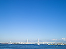 横浜ベイブリッジと青空