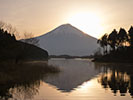 太陽と富士山と田貫湖