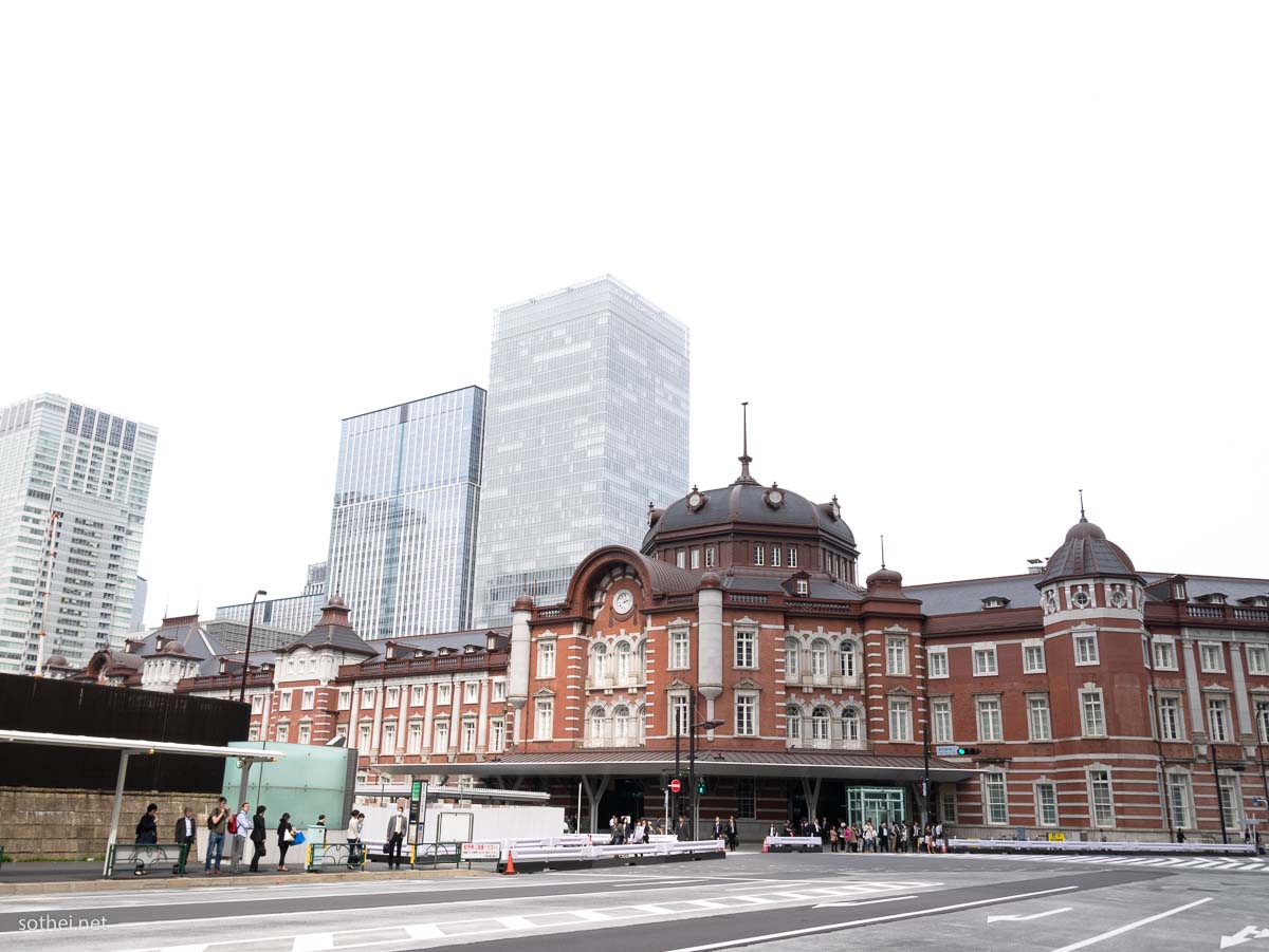 東京駅丸の内中央口